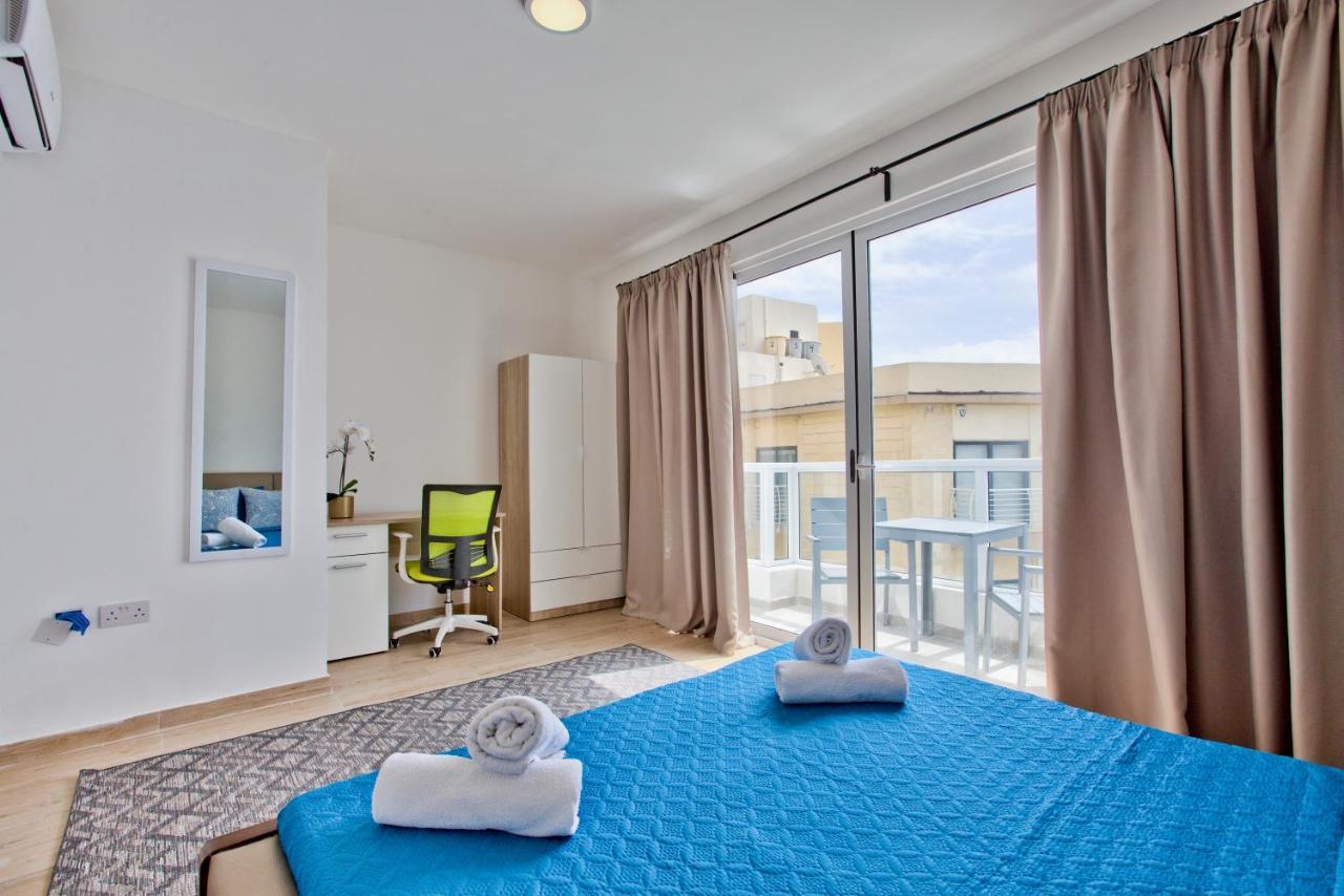 Sliema Duplex Penthouse With Sea Views & Private Terrace By Shortletsmalta Lejlighed Eksteriør billede